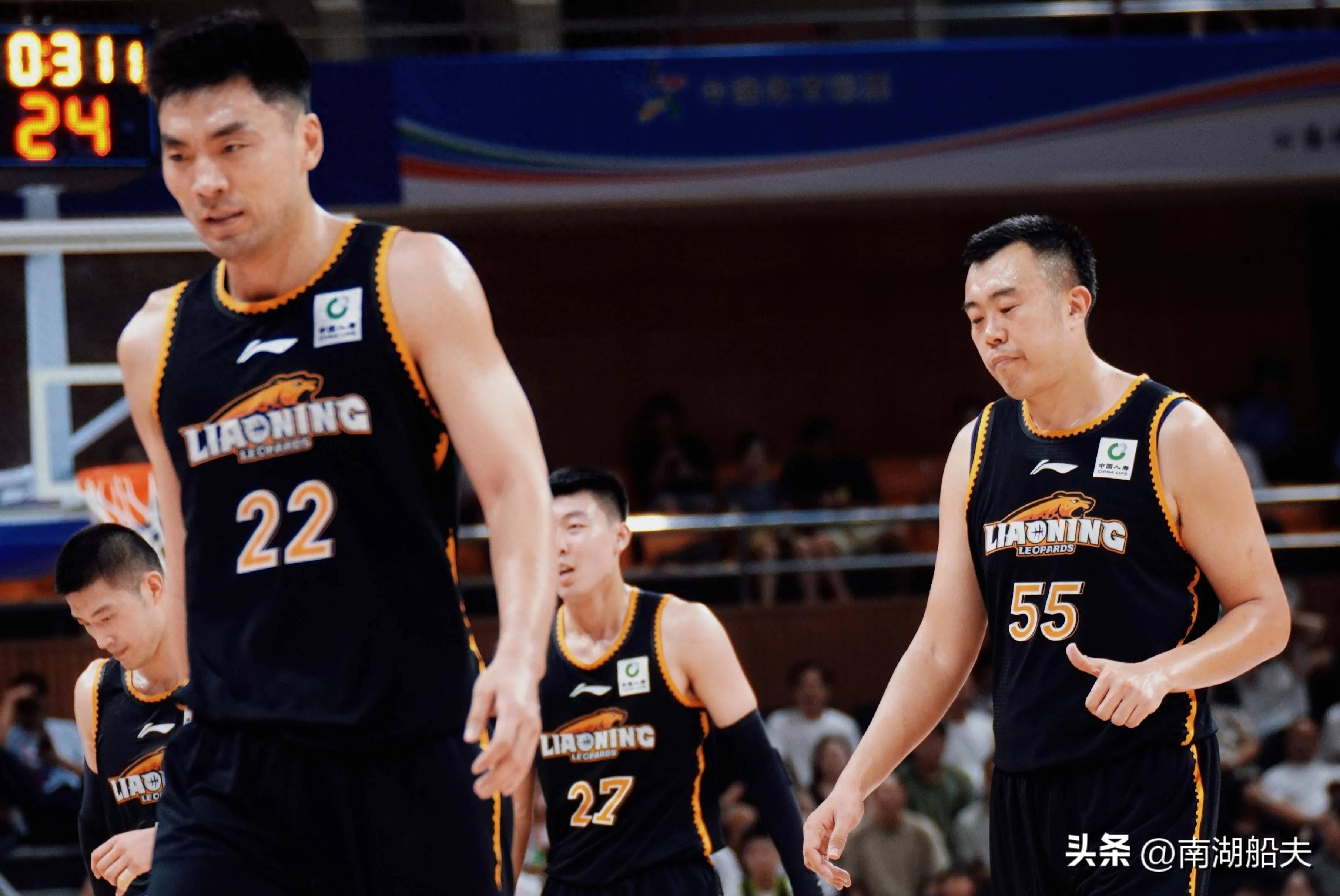 关于关键时刻体能课后,深圳男篮刷新队史纪录备战CBA常规赛,话题不断,高层口径保持一致的信息 关于关键时刻体能课后,深圳男篮刷新队史纪录备战CBA常规赛,话题不断,高层口径保持一致的信息