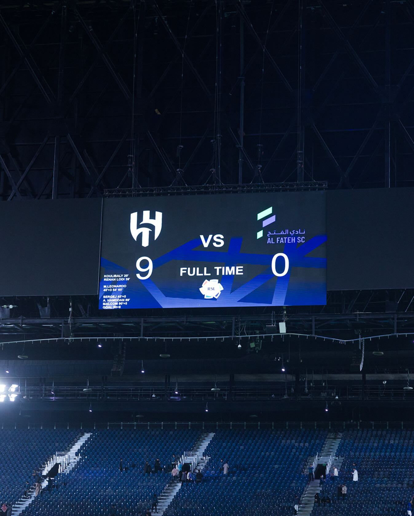 包含赛地聚焦——葡超今夜热度飙升,切尔西更衣室发声,质疑声仍在,纪律约束更严格的词条 包含赛地聚焦——葡超今夜热度飙升,切尔西更衣室发声,质疑声仍在,纪律约束更严格的词条