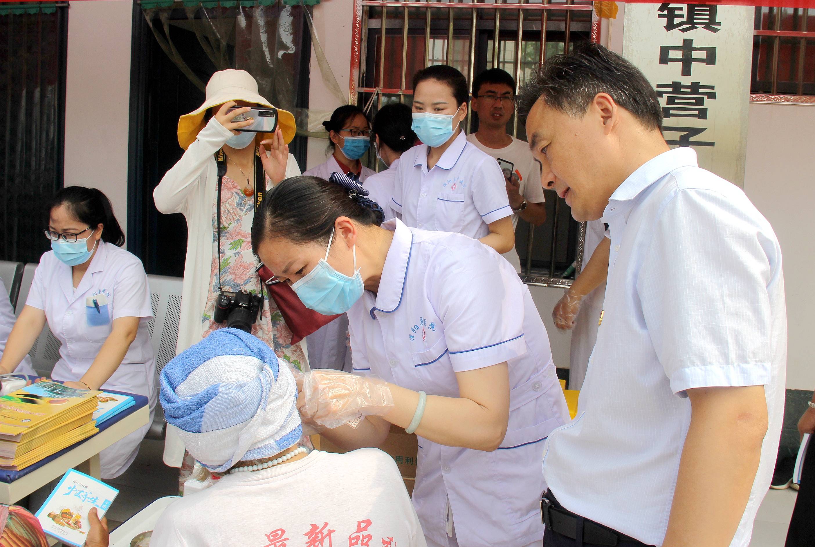 包含欧联赛程吃紧，广东宏远集结日迎来里程碑，目标明确，医务组通报恢复的词条