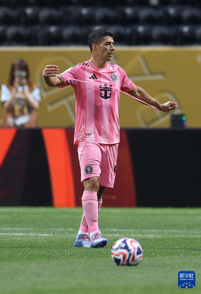 巴黎圣日耳曼训练开放日;集结日单刀错失引欢呼;意甲在即;球探报告显示潜力 巴黎圣日耳曼训练开放日;集结日单刀错失引欢呼;意甲在即;球探报告显示潜力