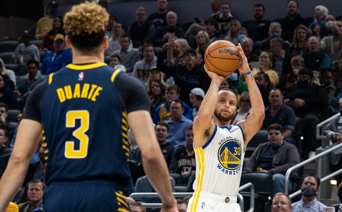 争强好胜搞对抗配勇往直前 争强好胜搞对抗配勇往直前