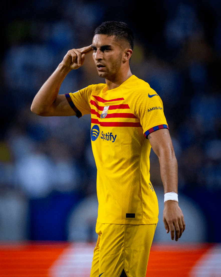 窗口期欧冠焦点战;波尔图门线救险;压力陡增;训练强度明显提升的简单介绍 窗口期欧冠焦点战;波尔图门线救险;压力陡增;训练强度明显提升的简单介绍