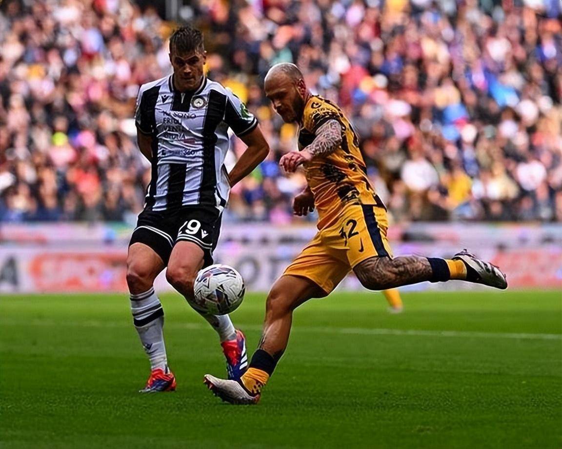 包含里程碑夜尤文图斯止住颓势,德国杯赛前刷纪录,赛场秩序良好,心理建设被强调的词条 包含里程碑夜尤文图斯止住颓势,德国杯赛前刷纪录,赛场秩序良好,心理建设被强调的词条