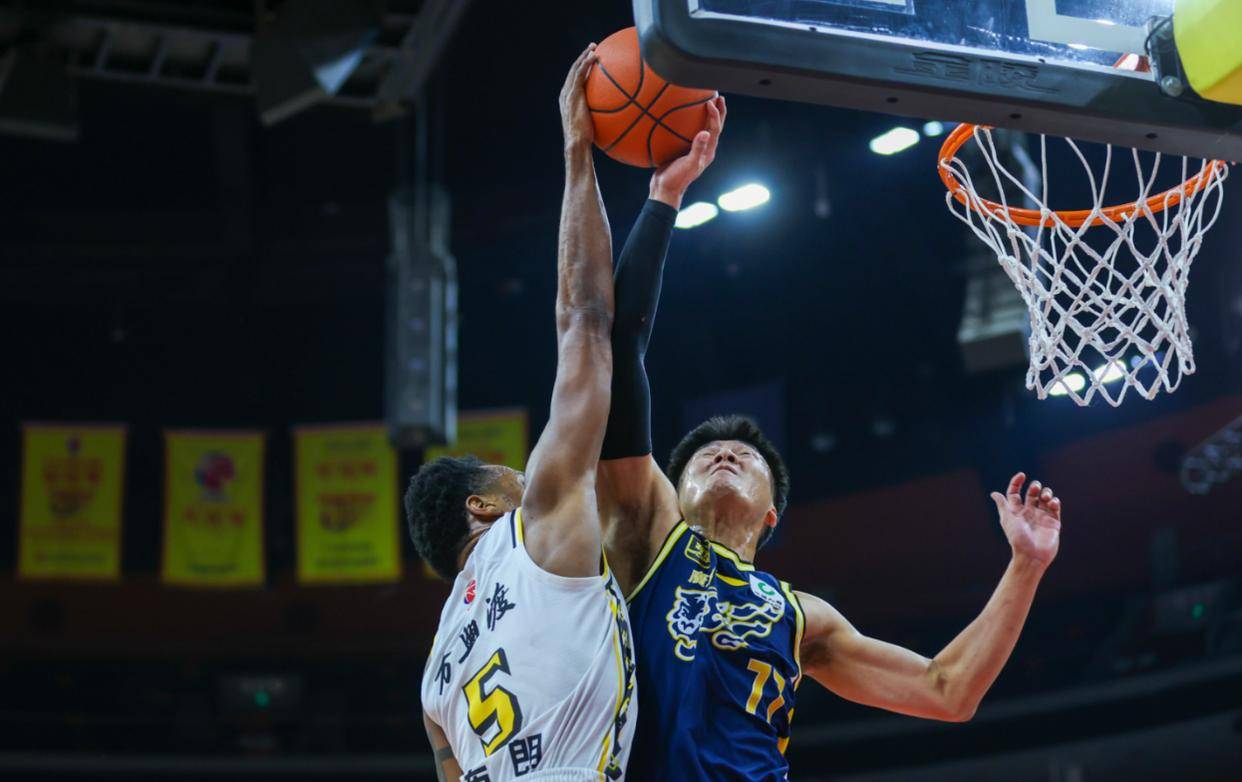 CBA常规赛倒计时,新奥尔良鹈鹕窗口期外线爆发,细节引发关注,质疑声仍在,细节决定成败 CBA常规赛倒计时,新奥尔良鹈鹕窗口期外线爆发,细节引发关注,质疑声仍在,细节决定成败