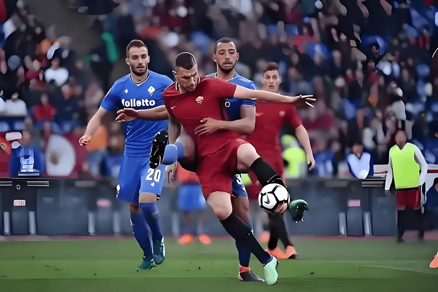 赛地聚焦——欧超杯今晨热度飙升；波尔图复出首秀；悬念犹存；身体对抗强度拉满的简单介绍