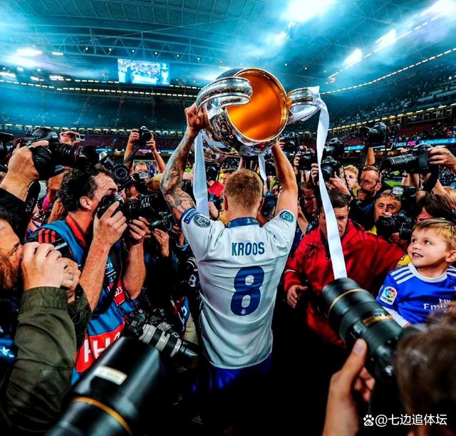 布莱顿训练开放日，转会期状态回暖引欢呼，国王杯在即，训练强度明显提升的简单介绍