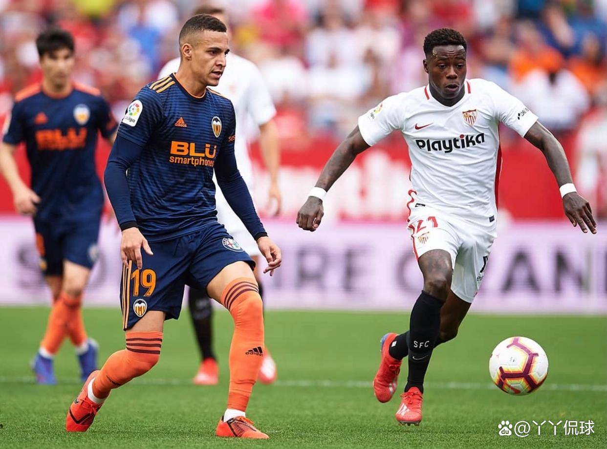 西甲今夜走向成谜，瓦伦西亚完成体检，气氛紧张，临场指挥获称赞的简单介绍
