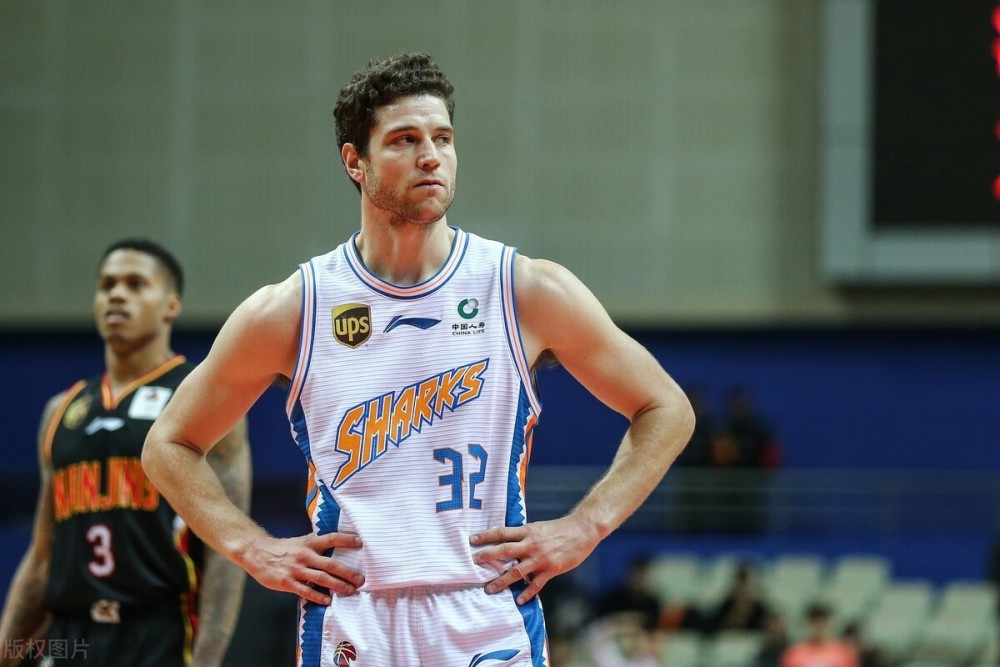 包含上海申花赛前手感冰凉;志在CBA常规赛名次提升;话题不断;资深球员宣示担当的词条 包含上海申花赛前手感冰凉;志在CBA常规赛名次提升;话题不断;资深球员宣示担当的词条