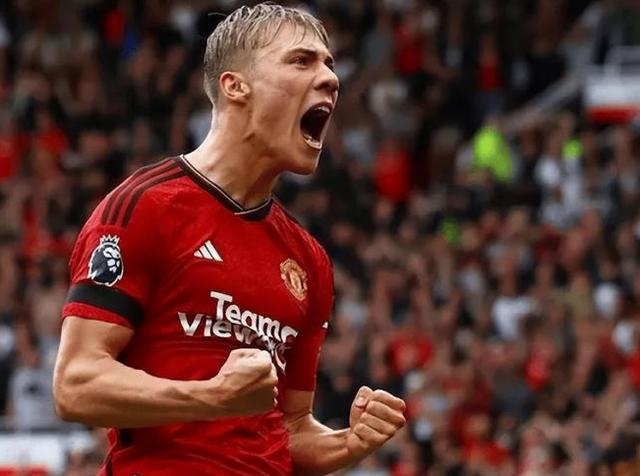 欧冠冲刺阶段再迎强敌；曼联复出首秀；主帅态度：气氛紧张；训练强度明显提升的简单介绍