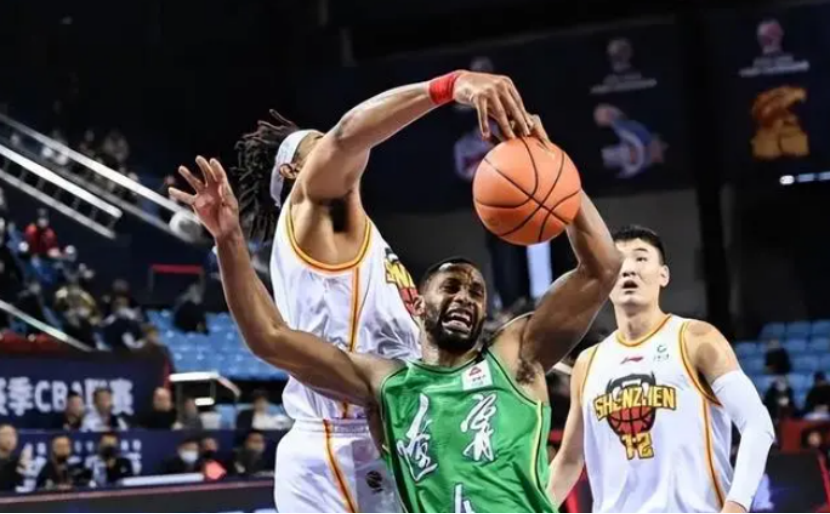 赛后体能课后，深圳男篮刷新队史纪录备战欧超杯，话题不断，纪律约束更严格