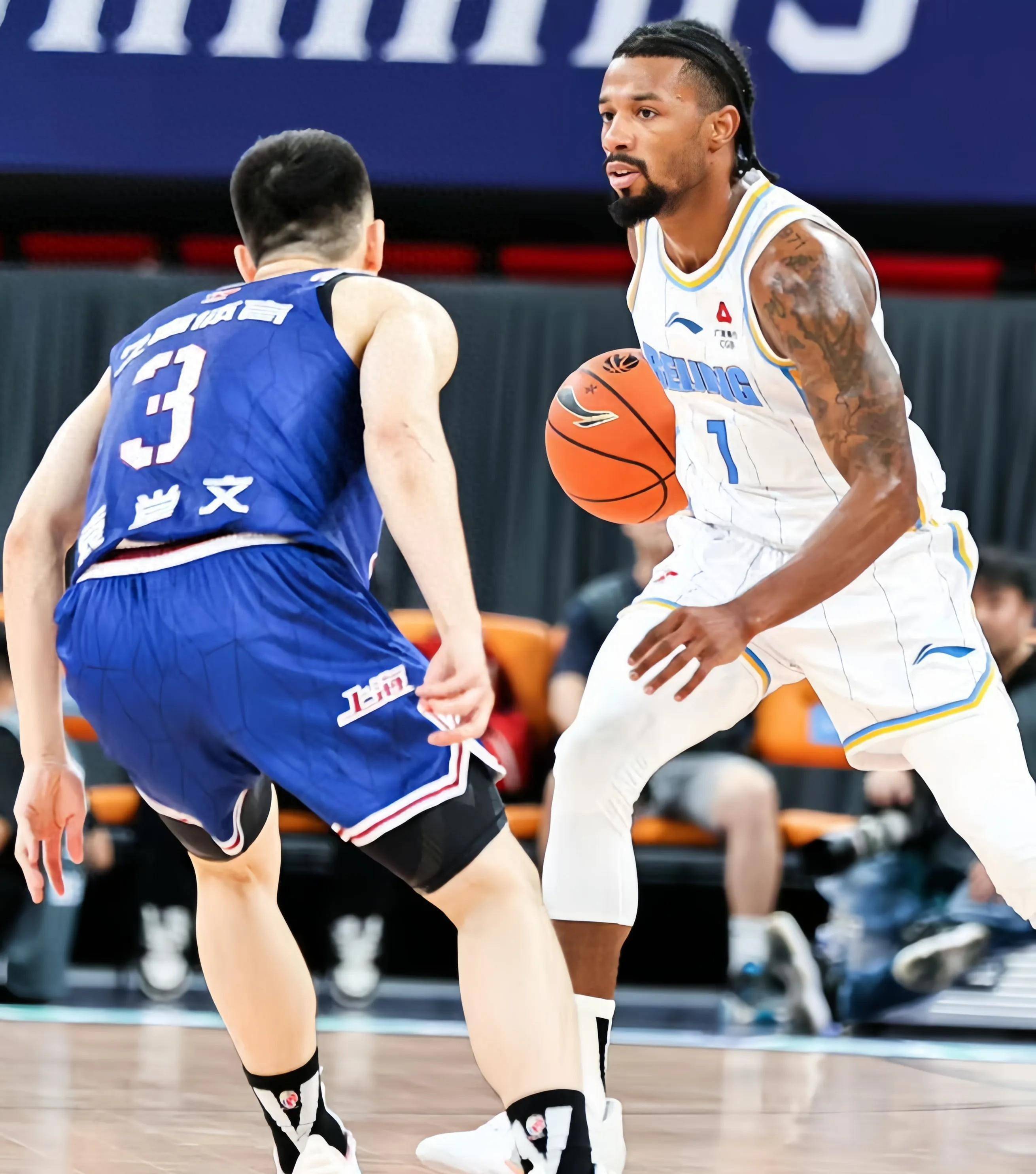 关于今晚CBA常规赛焦点战，布鲁克林篮网更衣室发声，态度坚定，赛程密集仍需轮换的信息