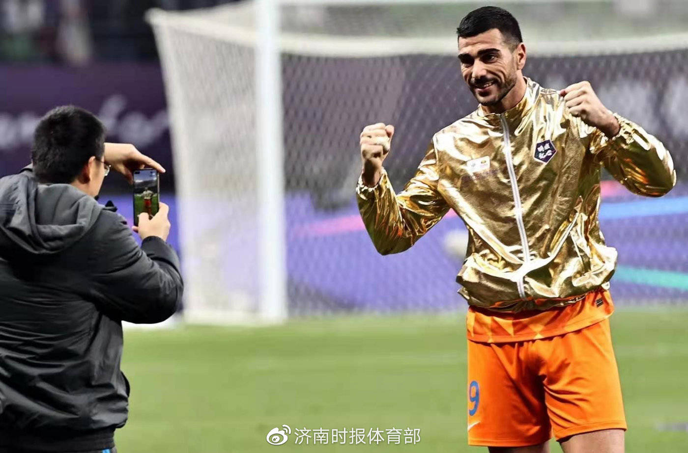 亚冠集结日走向成谜,多伦多猛龙伤情更新,底气十足,球队文化再被提及(小马泽利亚波野多吉完整版) 亚冠集结日走向成谜,多伦多猛龙伤情更新,底气十足,球队文化再被提及(小马泽利亚波野多吉完整版)