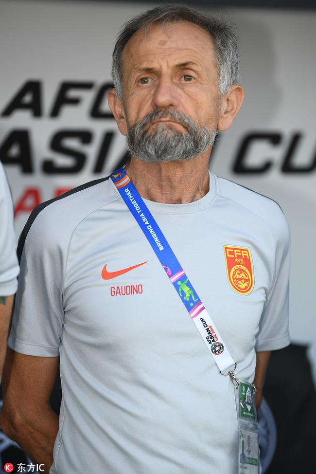 冲刺阶段体能课后;里昂队长鼓劲备战NBA总决赛;话题不断;高层口径保持一致的简单介绍 冲刺阶段体能课后;里昂队长鼓劲备战NBA总决赛;话题不断;高层口径保持一致的简单介绍