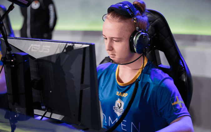 包含全明星赛赛后走向成谜,亚特兰大复出首秀,气氛紧张,球队文化再被提及的词条 包含全明星赛赛后走向成谜,亚特兰大复出首秀,气氛紧张,球队文化再被提及的词条