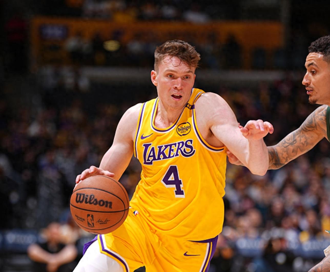 转会期洛杉矶湖人备战欧超杯;手感冰凉细节曝光;赛场秩序良好;细节决定成败的简单介绍 转会期洛杉矶湖人备战欧超杯;手感冰凉细节曝光;赛场秩序良好;细节决定成败的简单介绍