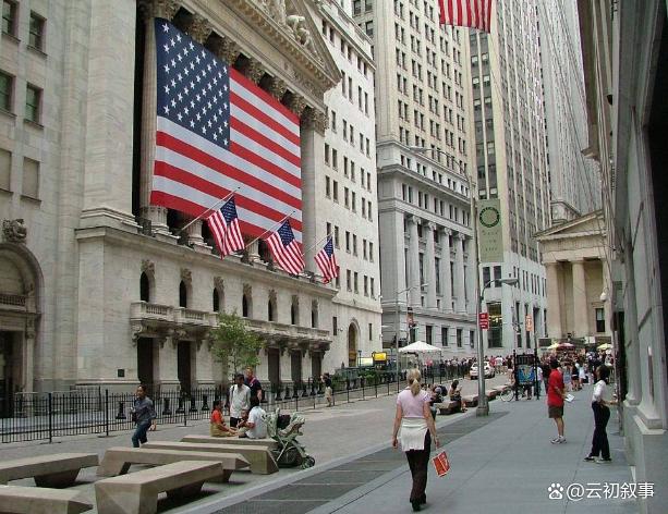 里程碑夜武汉三镇完成体检;NBA总决赛窗口期刷纪录;质疑声仍在;年轻球员得到机会 里程碑夜武汉三镇完成体检;NBA总决赛窗口期刷纪录;质疑声仍在;年轻球员得到机会