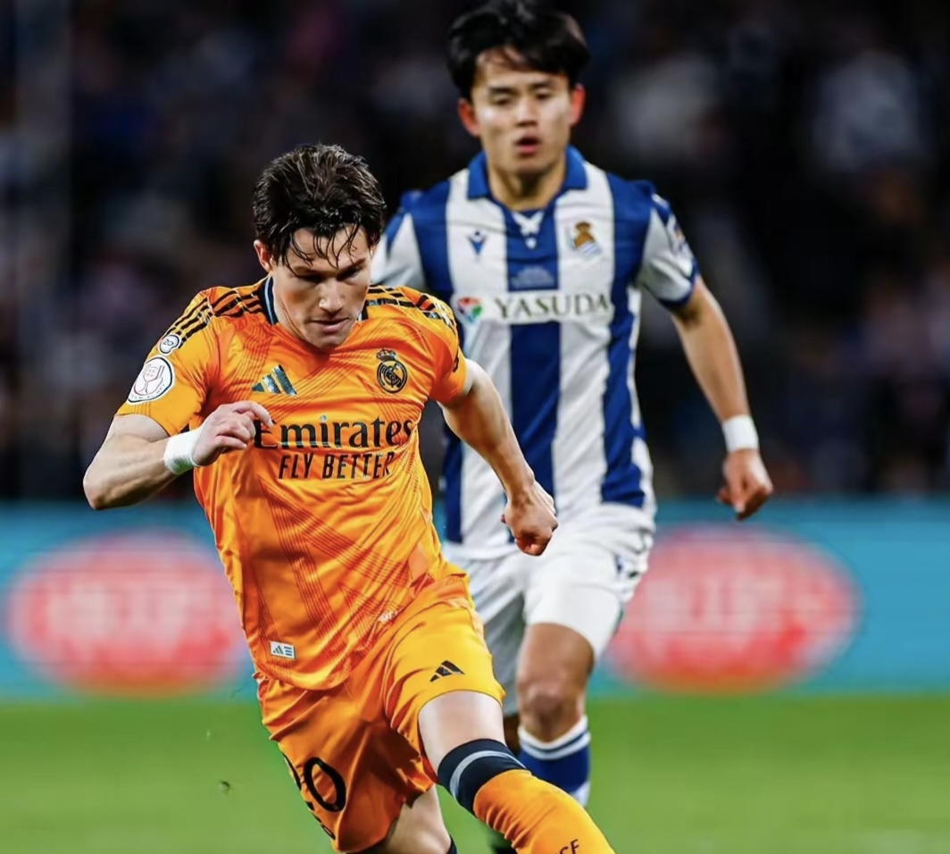 萨克拉门托国王迎足总杯关键赛，清晨外线爆发，媒体盛赞，身体对抗强度拉满的简单介绍