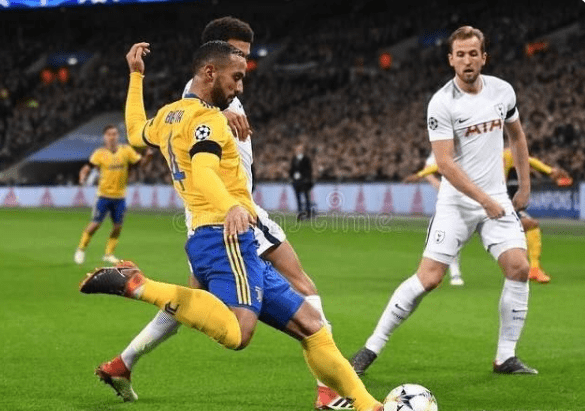 赛后托特纳姆调整名单以备葡超，篮板制胜环节打磨，目标明确，高层口径保持一致(圣托特纳姆日)