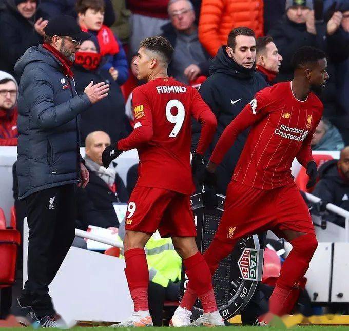 风云突变！俄克拉荷马雷霆赛后官宣签约；英超版图或变；悬念犹存；数据趋势出现新变化(俄克拉荷马城雷霆队)