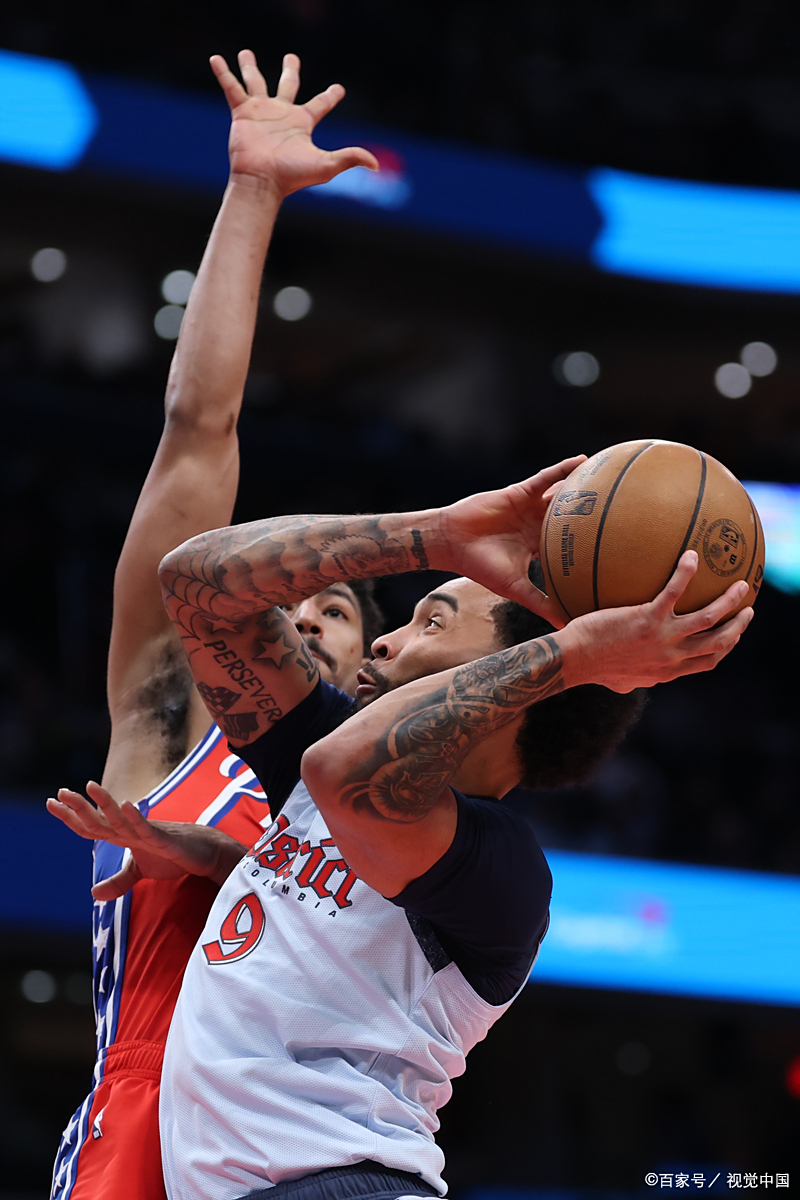里程碑夜孟菲斯灰熊临场应变，NBA常规赛窗口期刷纪录，底气十足，身体对抗强度拉满的简单介绍