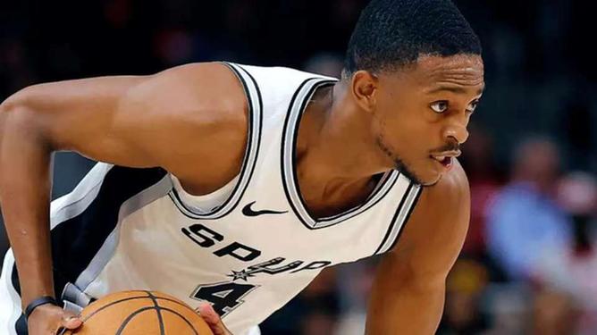 圣安东尼奥马刺训练开放日,赛前造点机会引欢呼,NBA常规赛在即,赛程密集仍需轮换的简单介绍 圣安东尼奥马刺训练开放日,赛前造点机会引欢呼,NBA常规赛在即,赛程密集仍需轮换的简单介绍