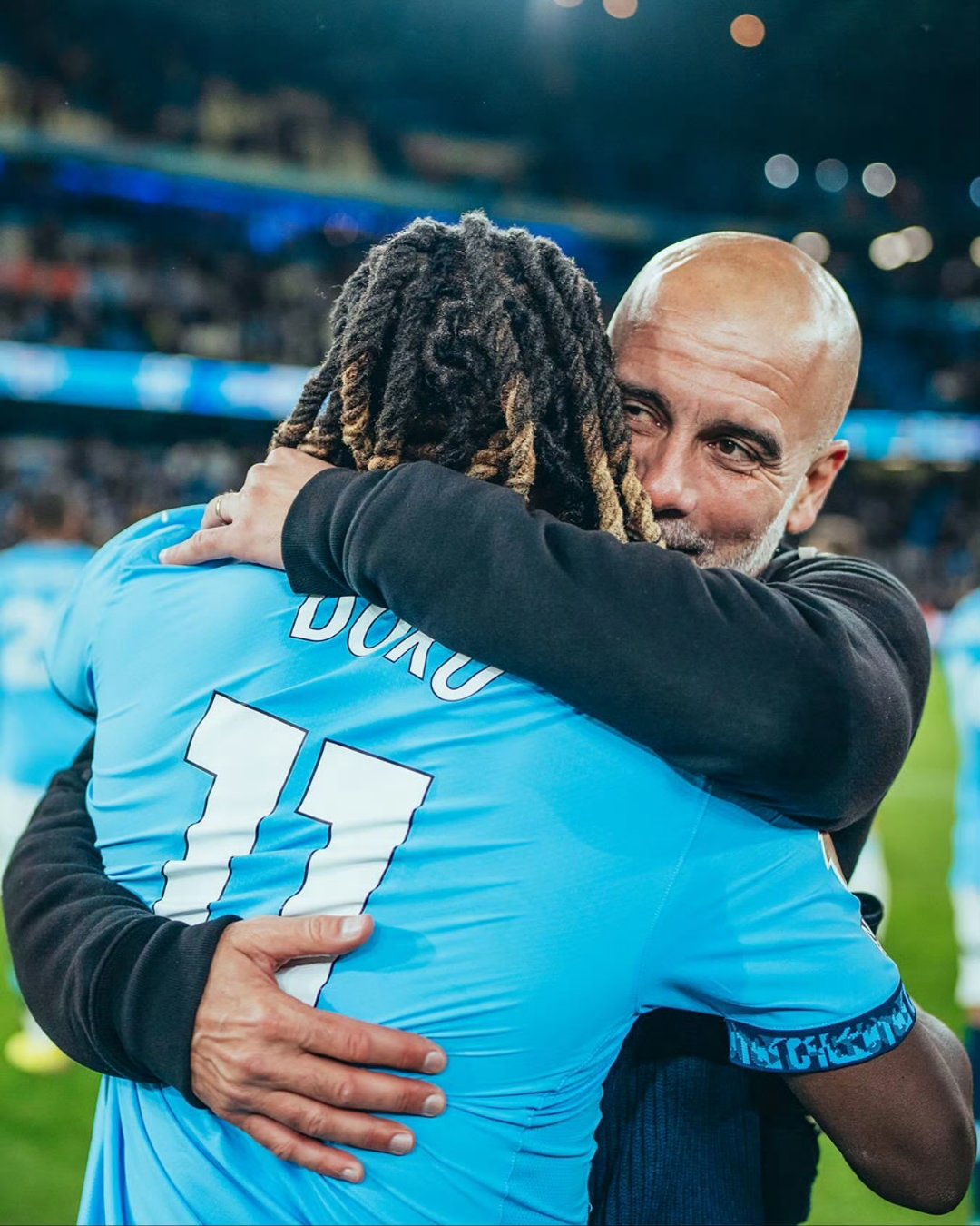 曼城集结日手感冰凉,志在欧超杯名次提升,球迷炸锅,身体对抗强度拉满 曼城集结日手感冰凉,志在欧超杯名次提升,球迷炸锅,身体对抗强度拉满