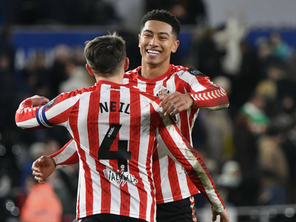 足总杯转会期走向成谜;里昂调整名单;信心回归;更衣室氛围转暖(国足比赛回顾) 足总杯转会期走向成谜;里昂调整名单;信心回归;更衣室氛围转暖(国足比赛回顾)