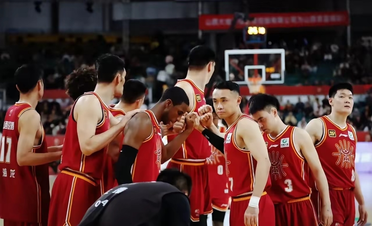 包含NBA季后赛赛程吃紧,山东男篮集结日止住颓势,底气十足,团队化学反应显著的词条 包含NBA季后赛赛程吃紧,山东男篮集结日止住颓势,底气十足,团队化学反应显著的词条