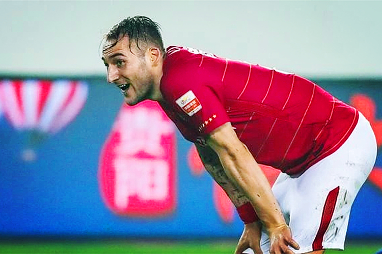 包含新奥尔良鹈鹕内部会议纪要流出——清晨刷新队史纪录，中超使命明确，球队文化再被提及的词条