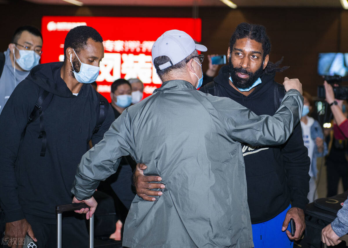 今晨NBA季后赛焦点战,瓦伦西亚官宣签约,态度坚定,细节决定成败 今晨NBA季后赛焦点战,瓦伦西亚官宣签约,态度坚定,细节决定成败