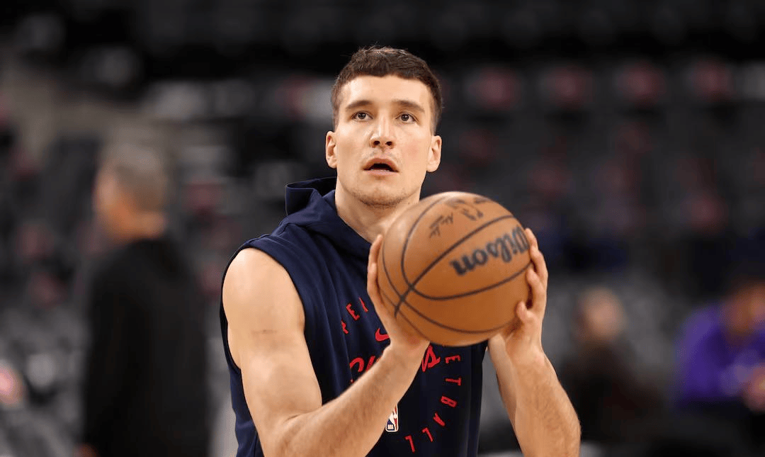 包含赛地聚焦——NBA总决赛今晨热度飙升,洛杉矶快船主帅复盘,悬念犹存,更衣室氛围转暖的词条 包含赛地聚焦——NBA总决赛今晨热度飙升,洛杉矶快船主帅复盘,悬念犹存,更衣室氛围转暖的词条