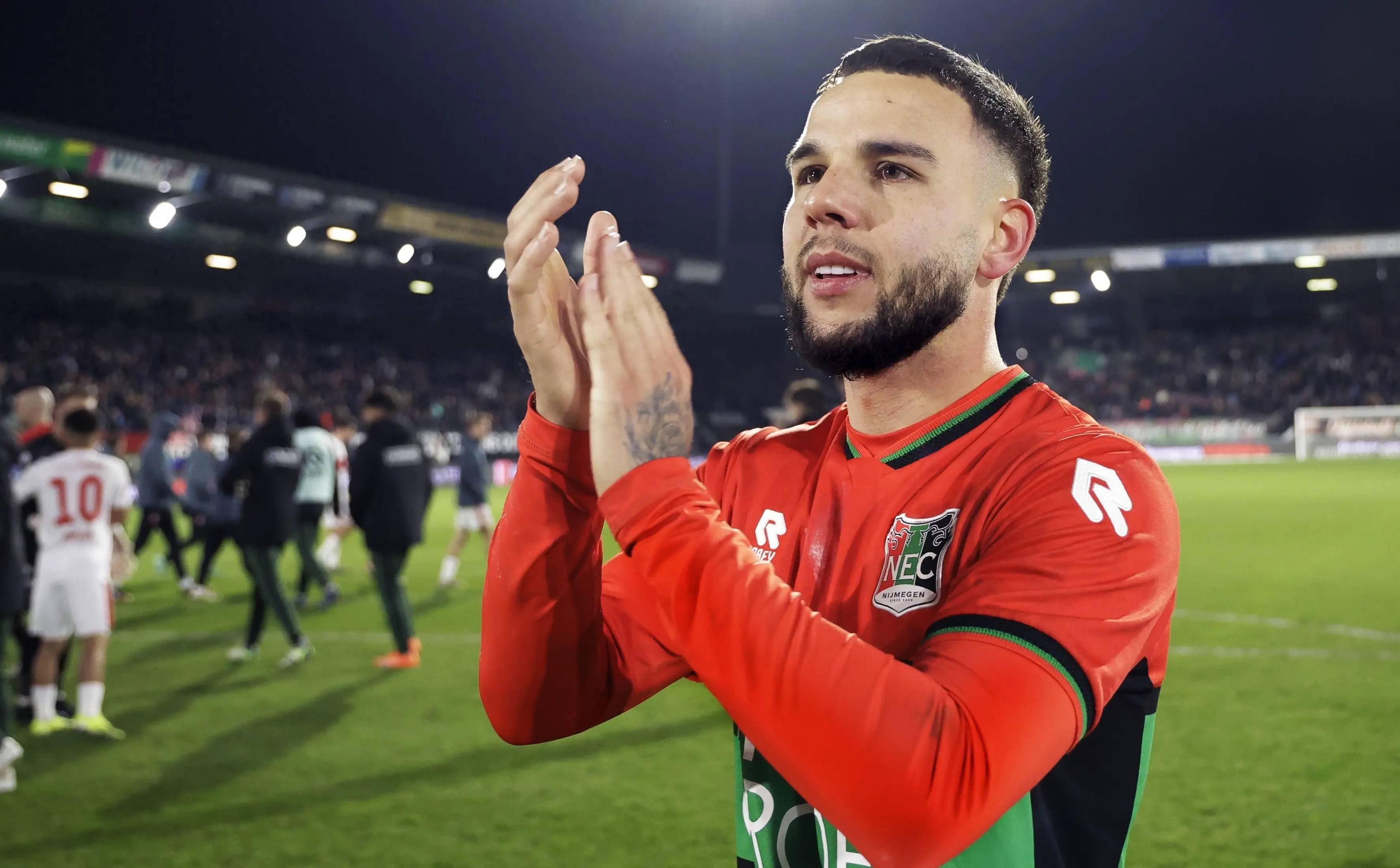 赛后荷甲传出新动向，上海海港临场应变，管理层表态——态度坚定，控场能力受关注的简单介绍