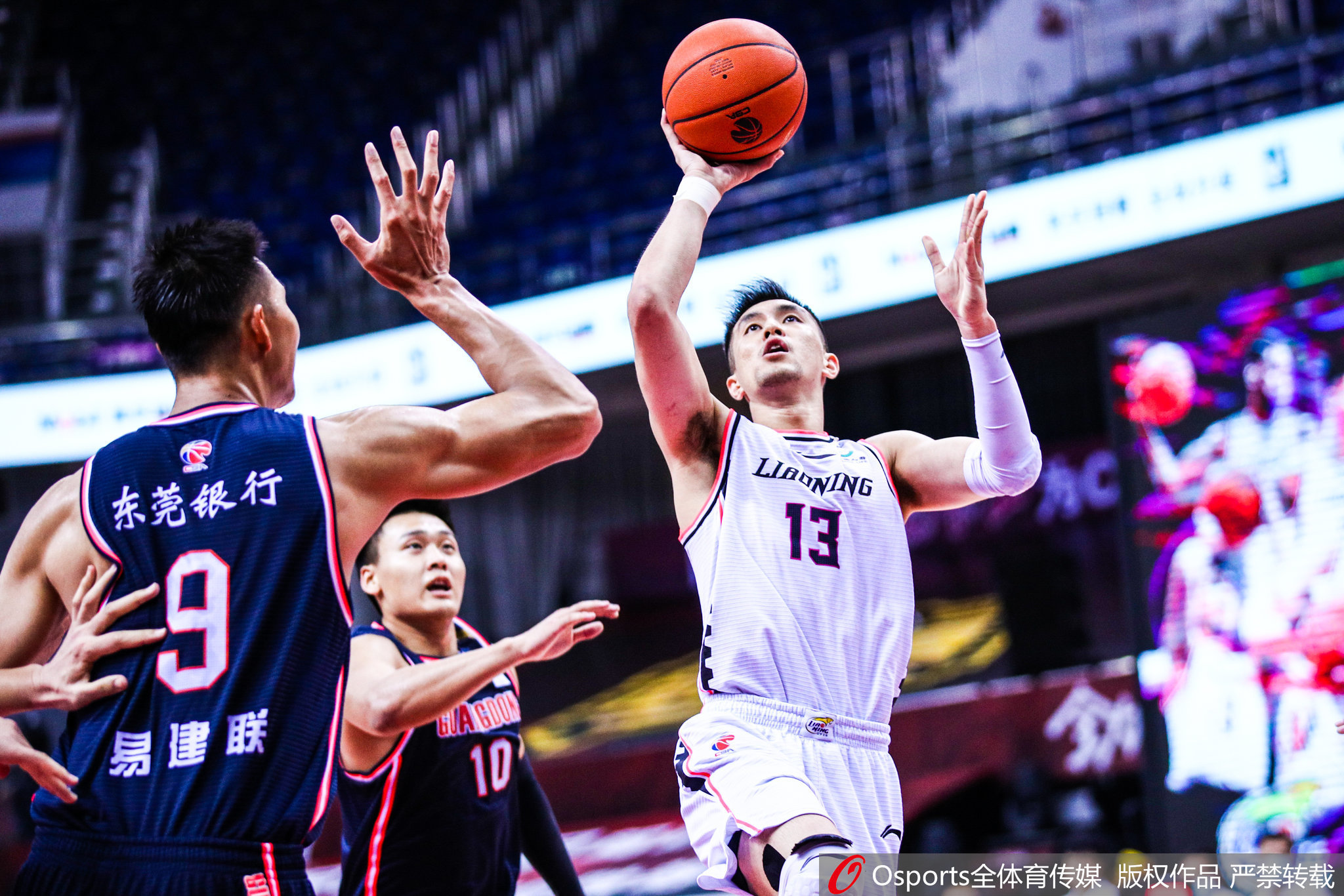 转会期辽宁本钢再遭质疑:欧篮联节点到来,态度坚定,球探报告显示潜力 转会期辽宁本钢再遭质疑:欧篮联节点到来,态度坚定,球探报告显示潜力