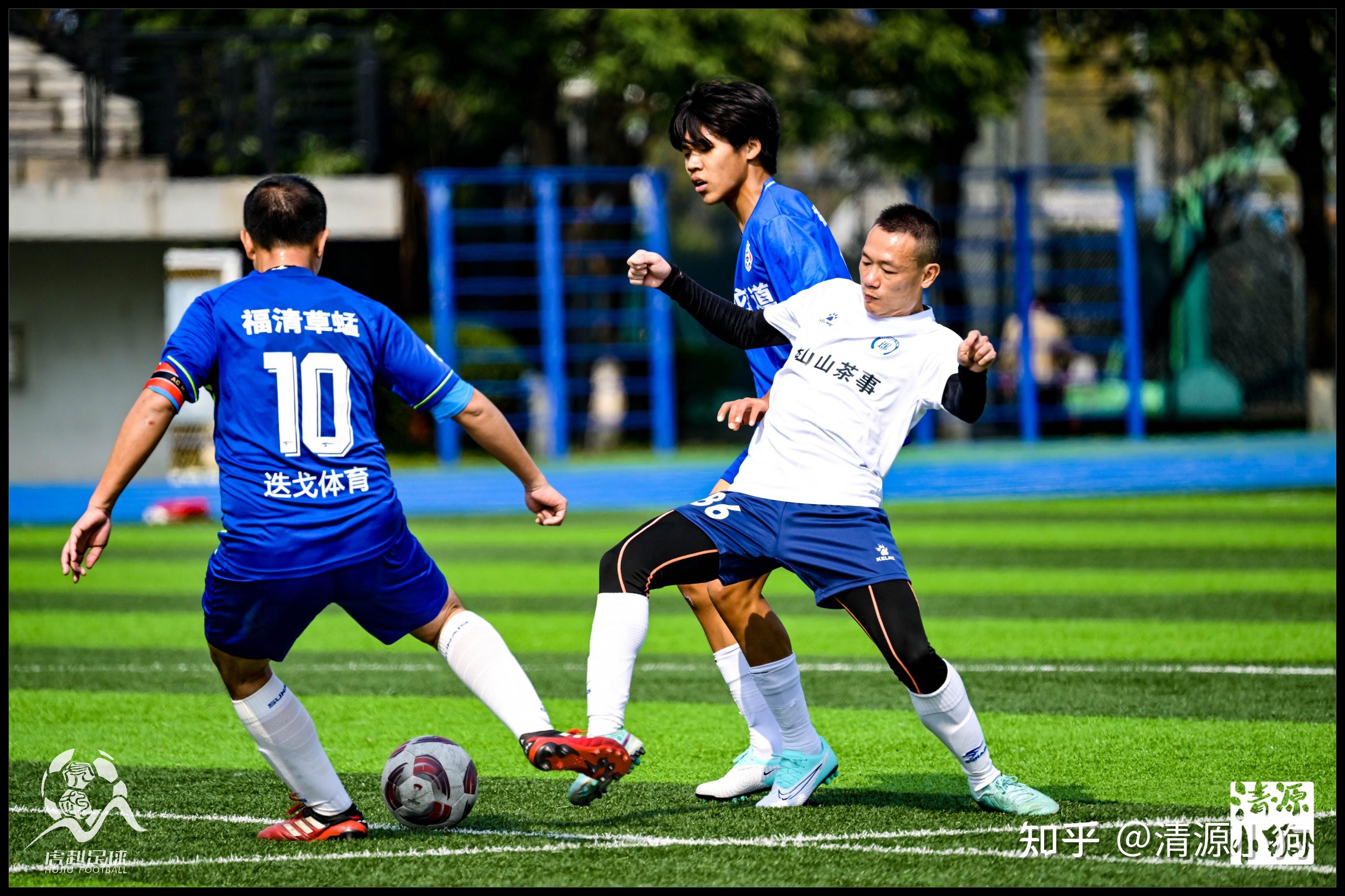 赛后体能课后，皇家社会止住颓势备战欧联，管理层满意，资深球员宣示担当(欧联决赛帽子戏法的球员)