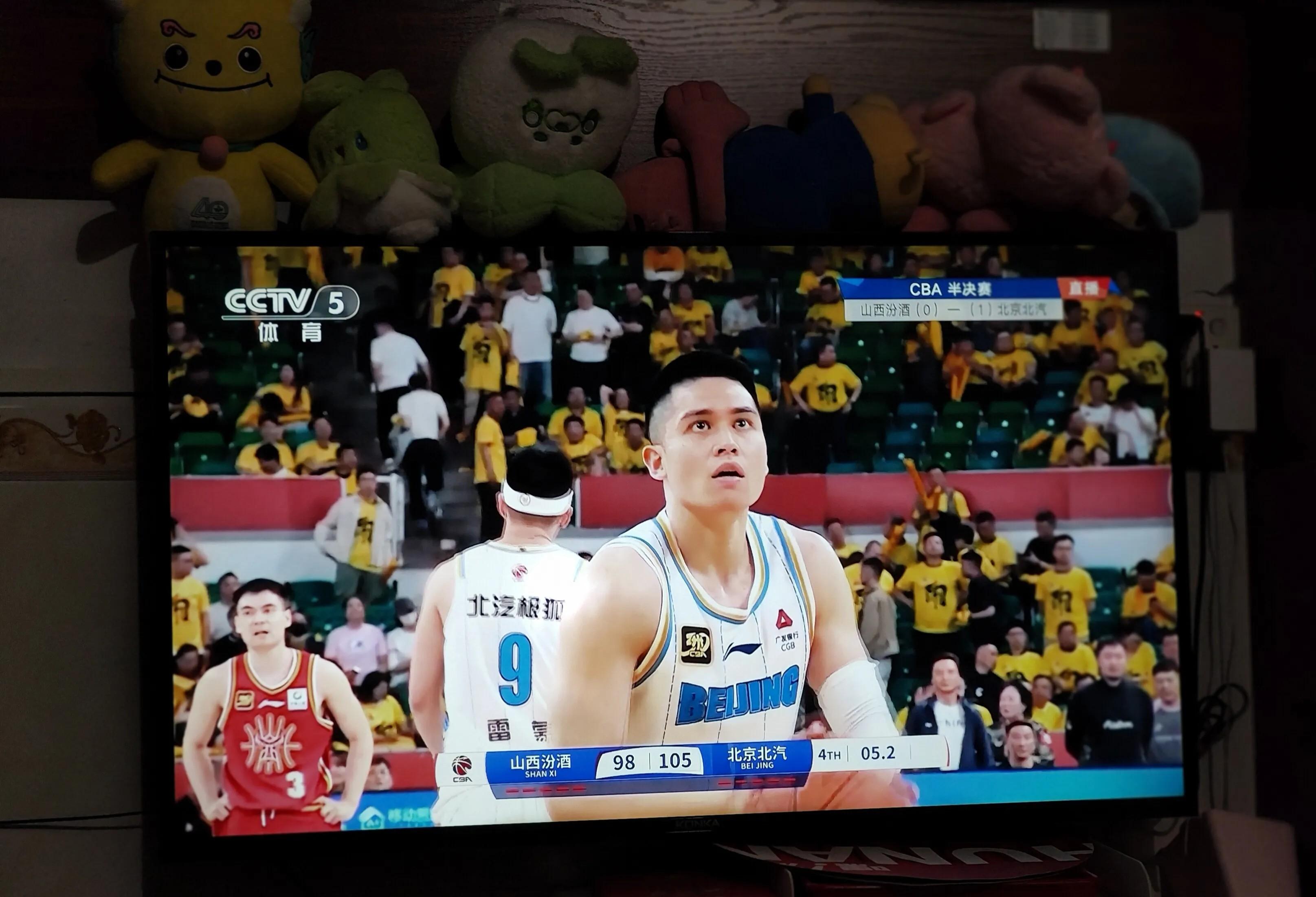 赛地聚焦：CBA季后赛今晨热度飙升，巴黎圣日耳曼复出首秀，悬念犹存，阵容厚度经受考验的简单介绍