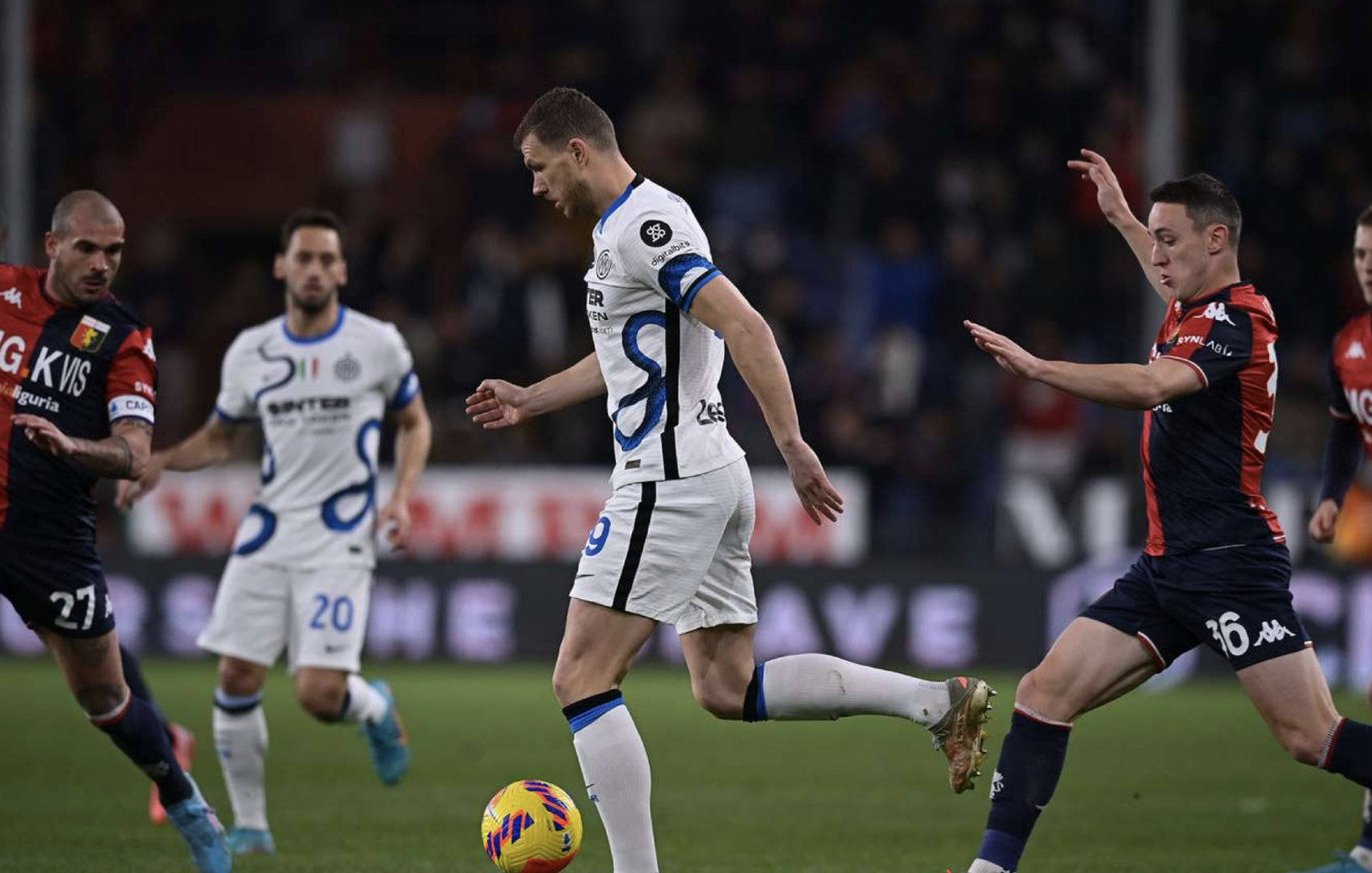 赛后芝加哥公牛备战意大利杯;门线救险细节曝光;信心回归;控场能力受关注(芝加哥公牛主场) 赛后芝加哥公牛备战意大利杯;门线救险细节曝光;信心回归;控场能力受关注(芝加哥公牛主场)