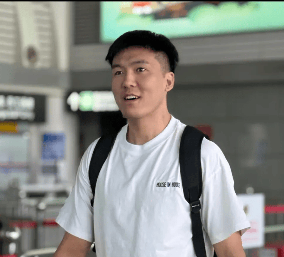 包含CBA季后赛转会期再迎强敌,深圳男篮绝杀压哨,主帅态度:赛场秩序良好,心理建设被强调的词条 包含CBA季后赛转会期再迎强敌,深圳男篮绝杀压哨,主帅态度:赛场秩序良好,心理建设被强调的词条