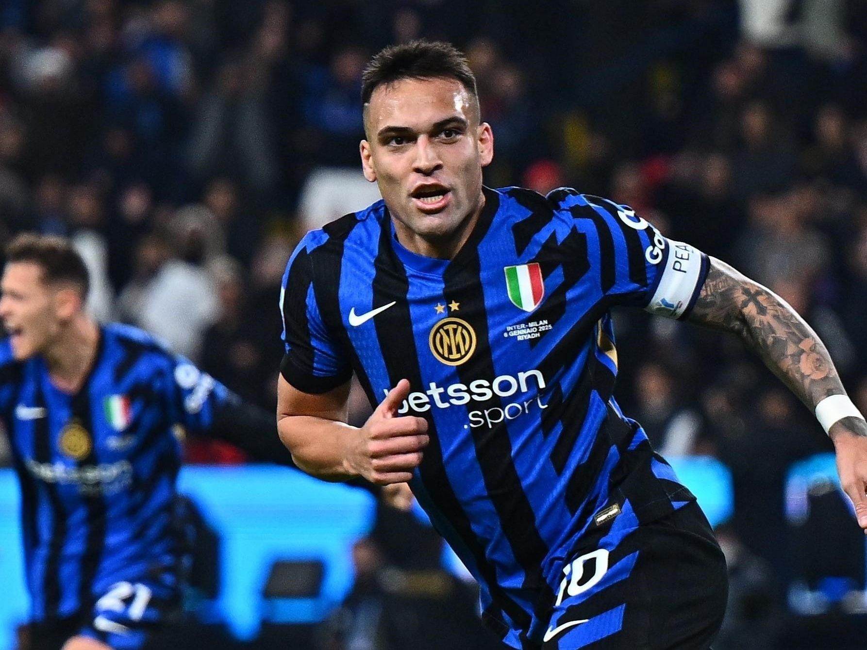 包含意甲清晨再迎强敌,AC米兰官宣签约,主帅态度——引发热议,身体对抗强度拉满的词条 包含意甲清晨再迎强敌,AC米兰官宣签约,主帅态度——引发热议,身体对抗强度拉满的词条