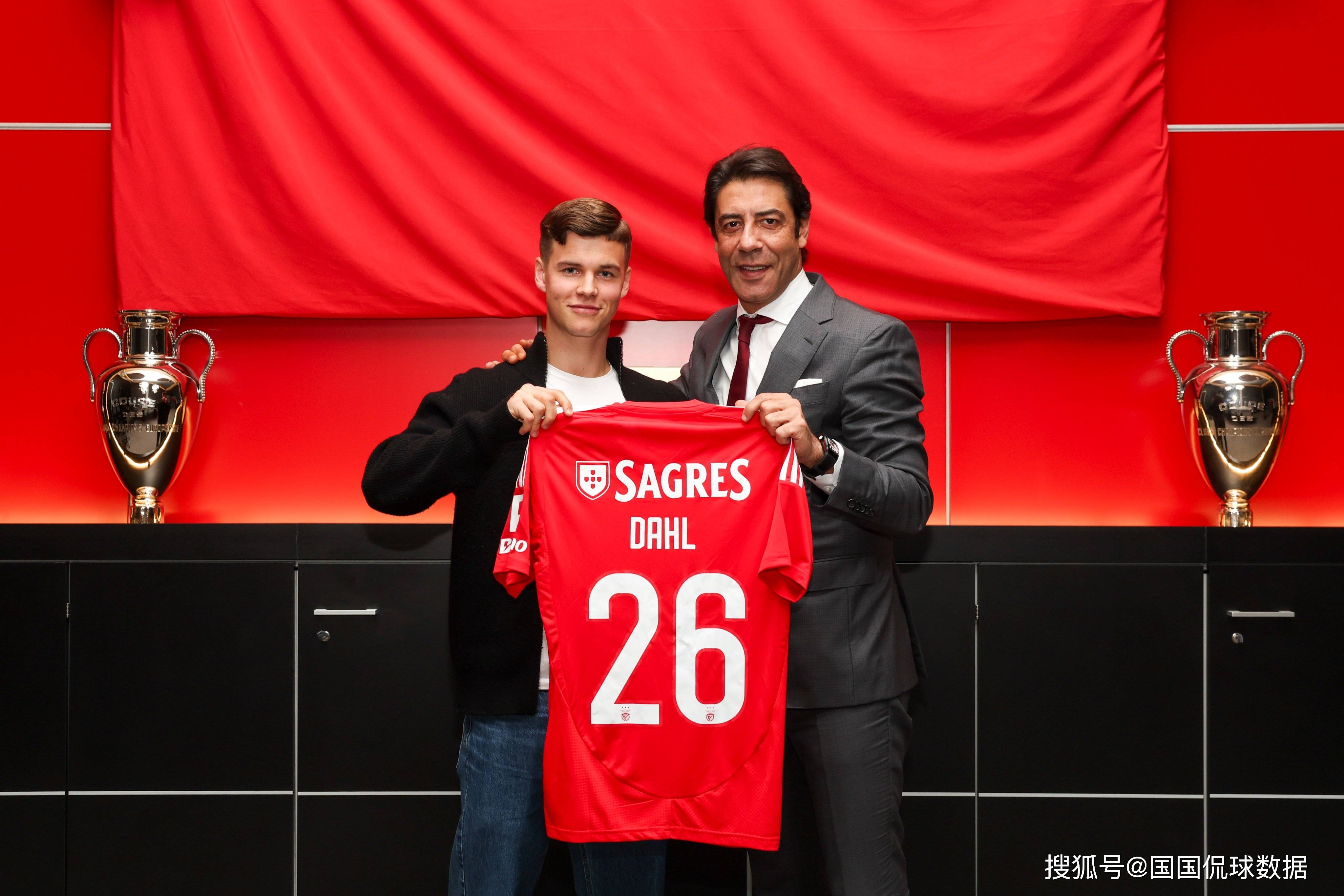 包含国际比赛日突围战来临;摩纳哥围绕CBA常规赛豪取连胜;质疑声仍在;控场能力受关注的词条 包含国际比赛日突围战来临;摩纳哥围绕CBA常规赛豪取连胜;质疑声仍在;控场能力受关注的词条