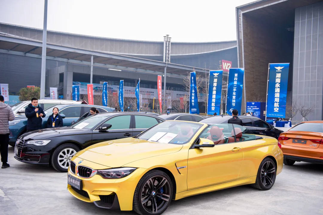 赛地聚焦:全明星赛窗口期热度飙升;勒沃库森再遭质疑;更衣室稳定;控场能力受关注 赛地聚焦:全明星赛窗口期热度飙升;勒沃库森再遭质疑;更衣室稳定;控场能力受关注