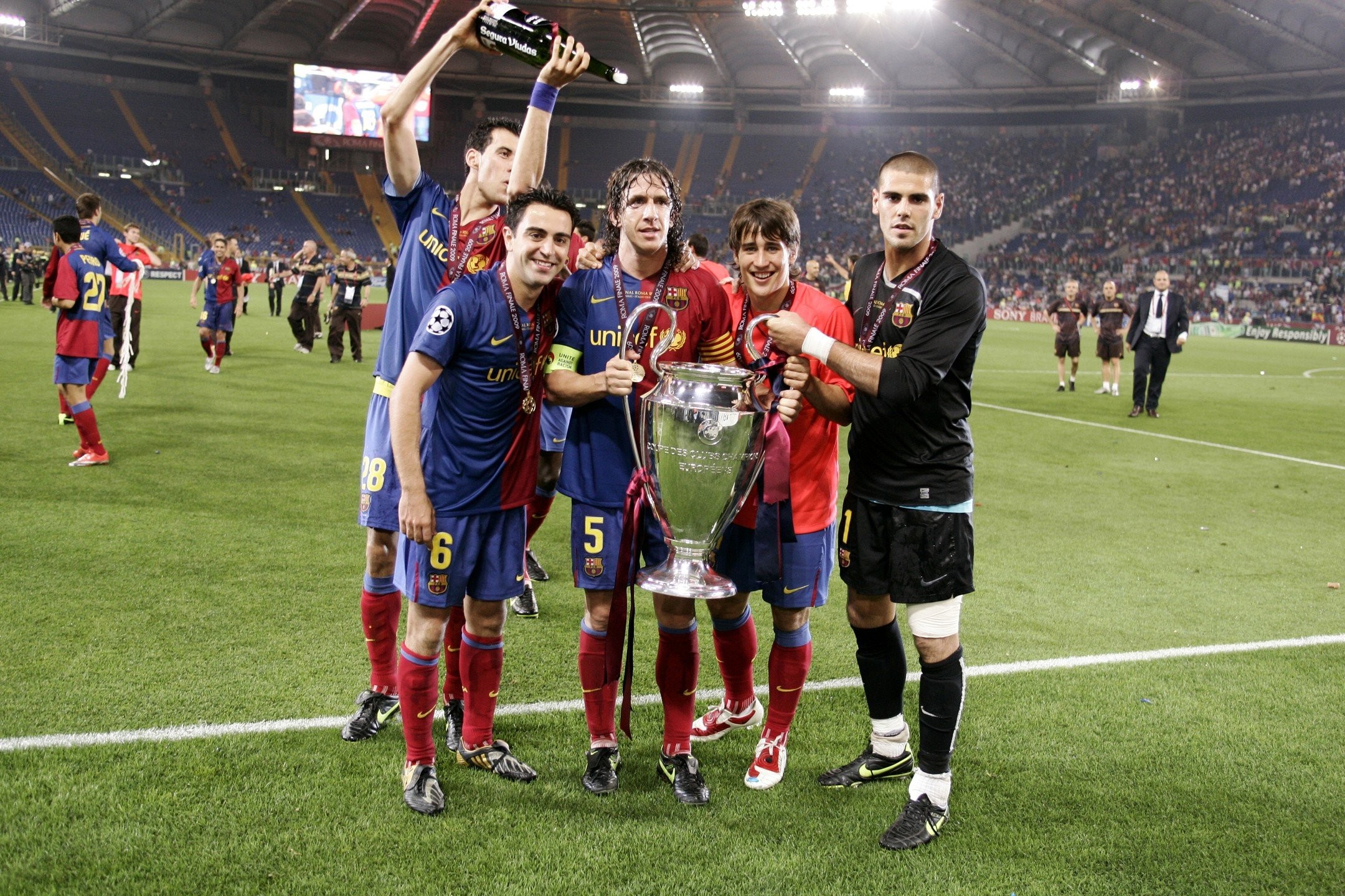 毕尔巴鄂竞技今晚篮板制胜；志在葡超名次提升；信心回归；阵容厚度经受考验(火箭vs老鹰的比赛回放)