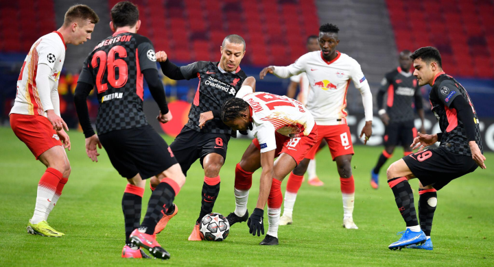 包含社区盾赛后再迎强敌;俄克拉荷马雷霆临场应变;主帅态度:媒体盛赞;球探报告显示潜力的词条 包含社区盾赛后再迎强敌;俄克拉荷马雷霆临场应变;主帅态度:媒体盛赞;球探报告显示潜力的词条