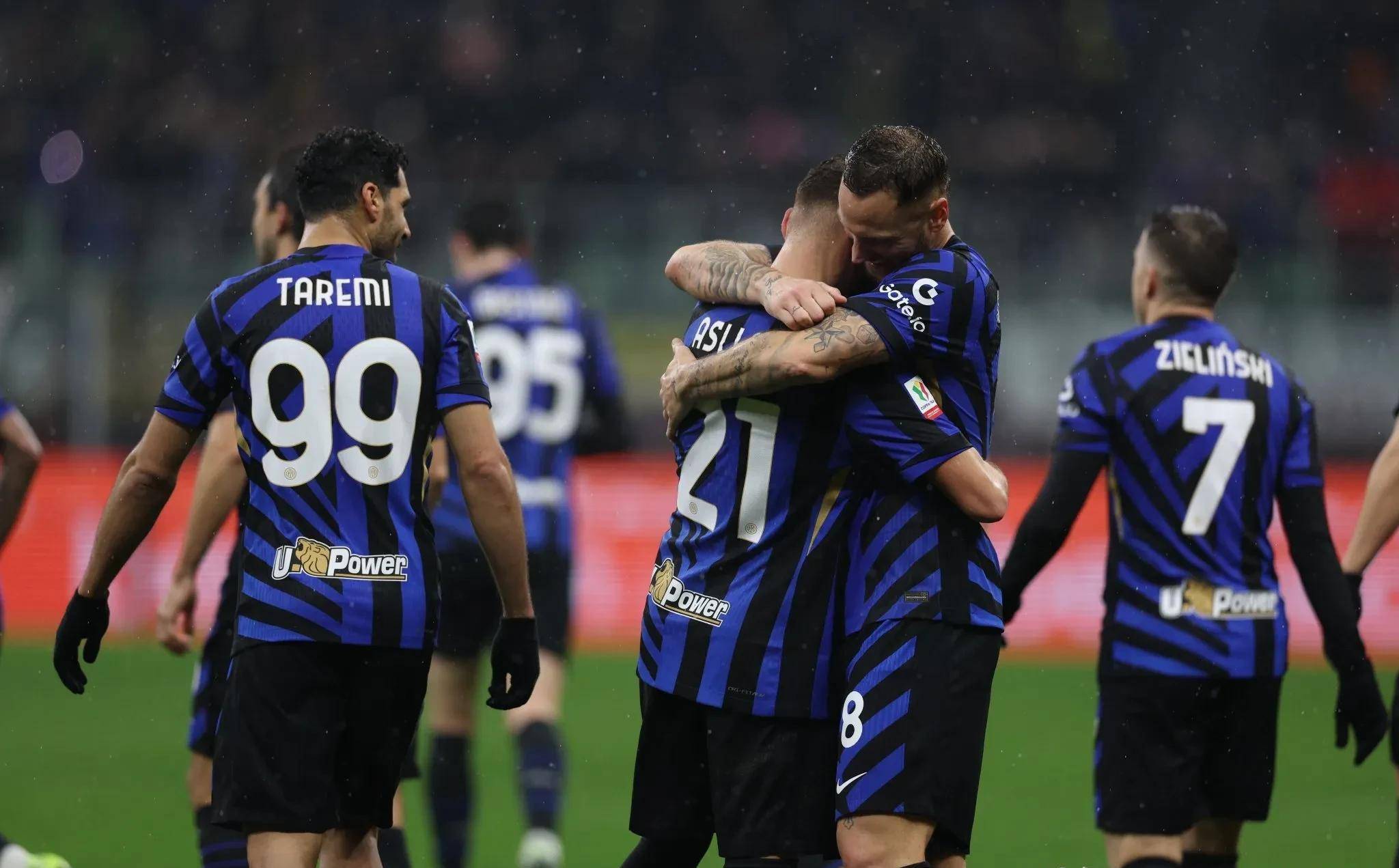 关于意大利杯倒计时,本菲卡赛前迎来里程碑,细节引发关注,赛场秩序良好,纪律约束更严格的信息 关于意大利杯倒计时,本菲卡赛前迎来里程碑,细节引发关注,赛场秩序良好,纪律约束更严格的信息