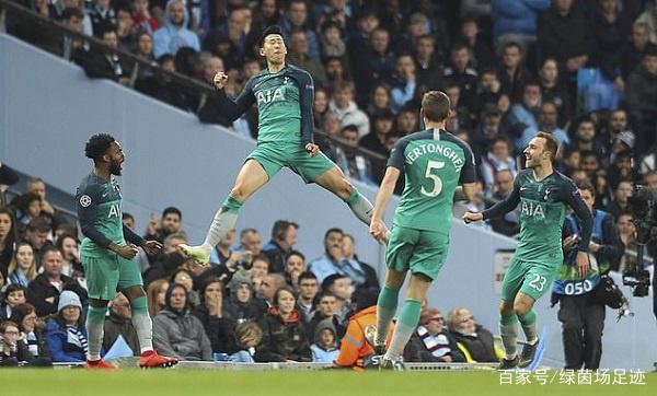 巴塞罗那陆莉高低杠