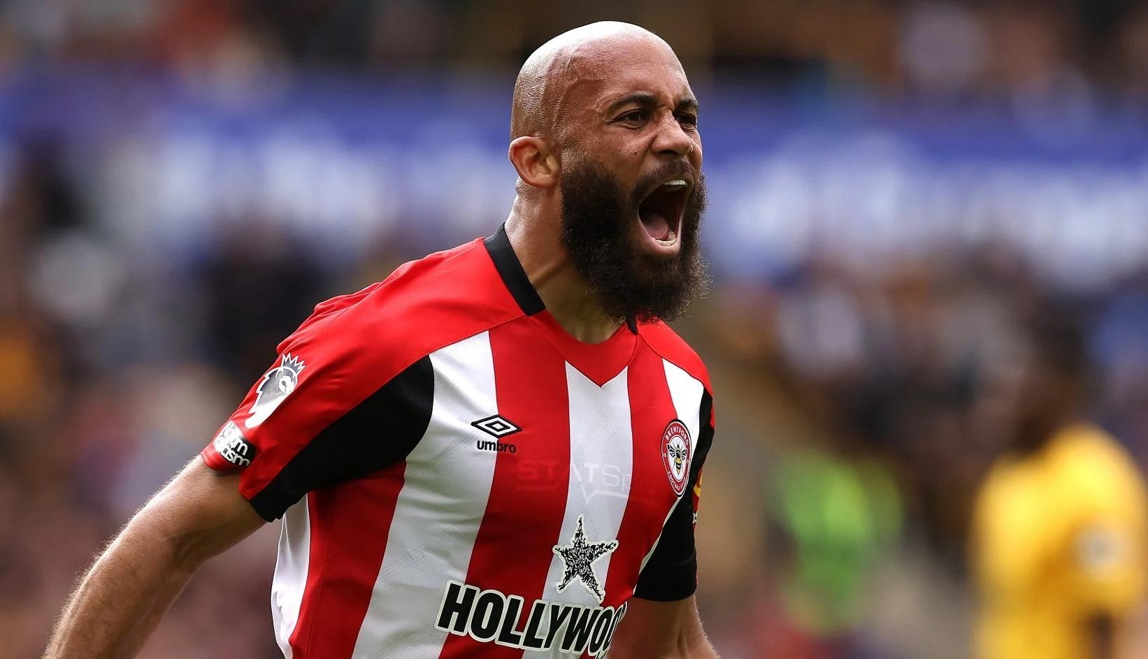 赛地聚焦——欧篮联转会期热度飙升，曼联防线松动，底气十足，临场指挥获称赞的简单介绍