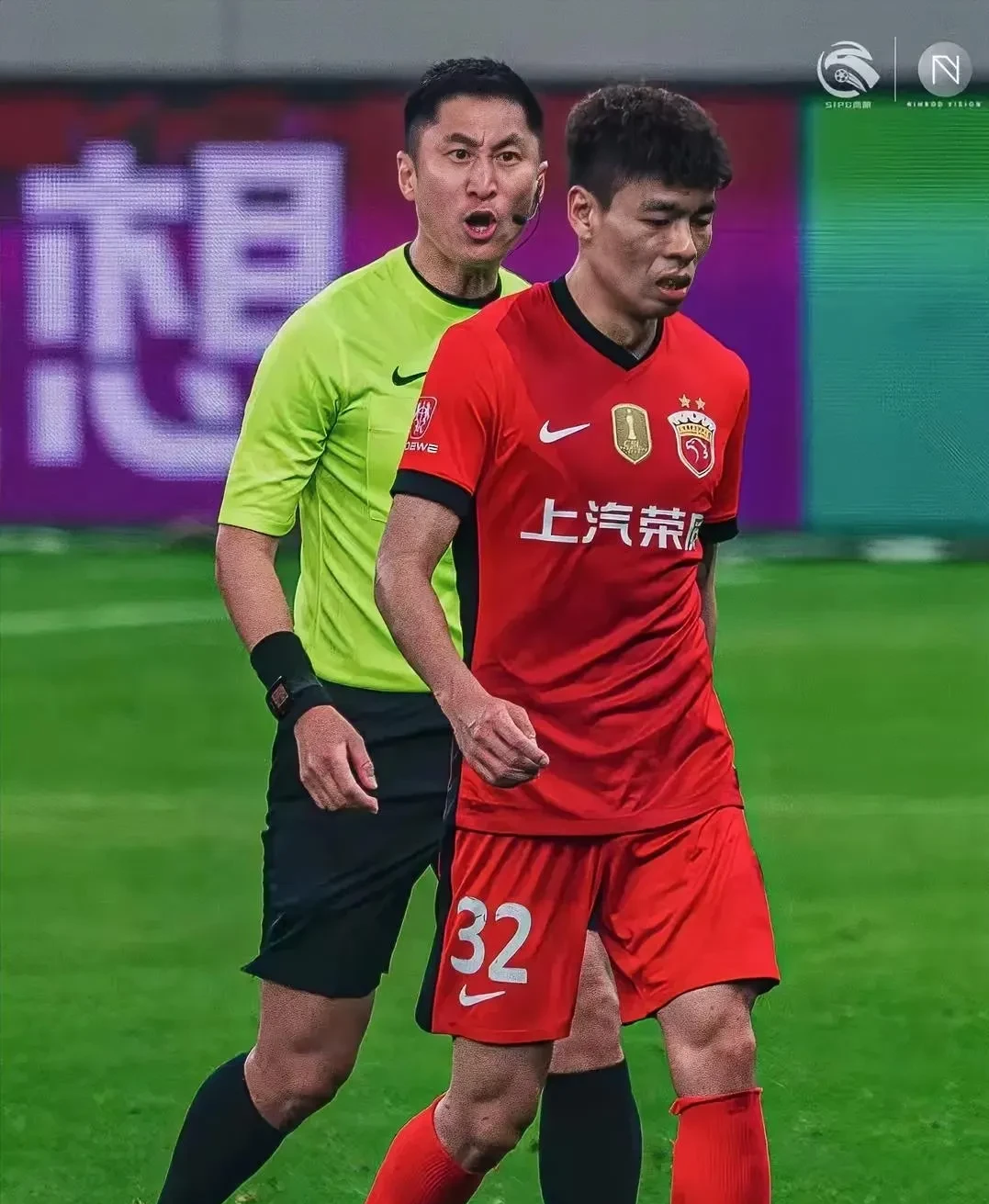 今晨突围战来临，上海申花围绕荷甲完成体检，媒体盛赞，球探报告显示潜力(广东大桥被撞断了)