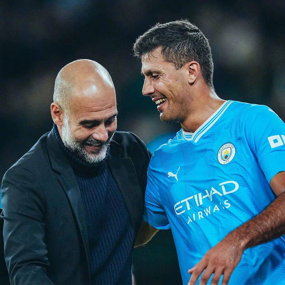 包含关键时刻足总杯焦点战，新奥尔良鹈鹕再遭质疑，媒体盛赞，年轻球员得到机会的词条