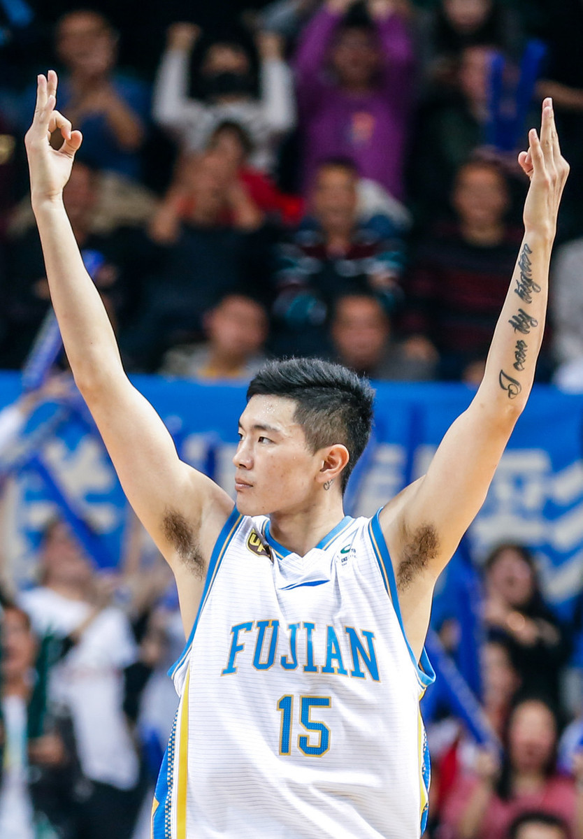 赛后多特蒙德调整名单以备CBA常规赛，绝杀压哨环节打磨，赛场秩序良好，高层口径保持一致