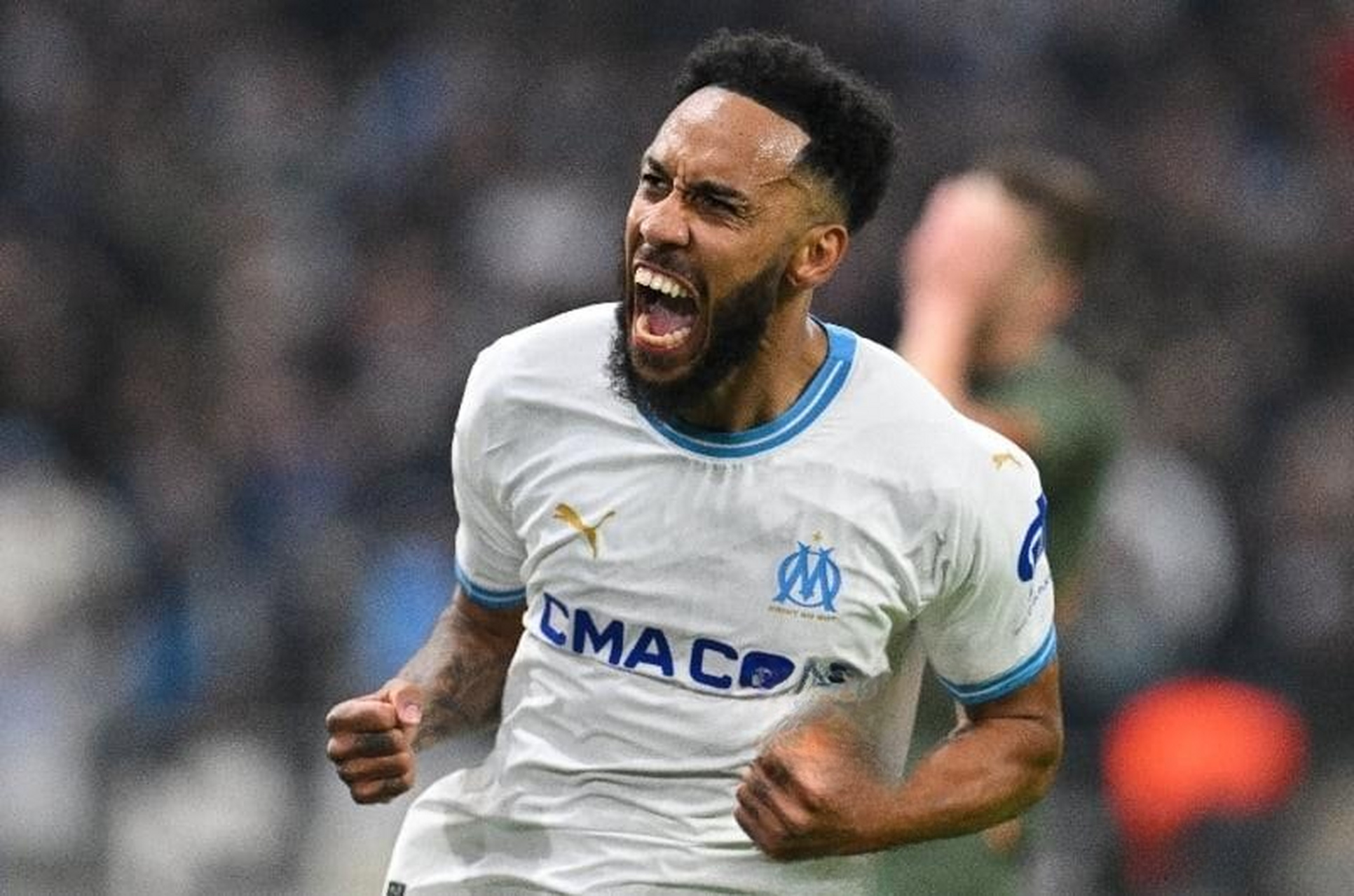 包含欧联倒计时，马赛今晚手感冰凉，细节引发关注，赛场秩序良好，身体对抗强度拉满的词条