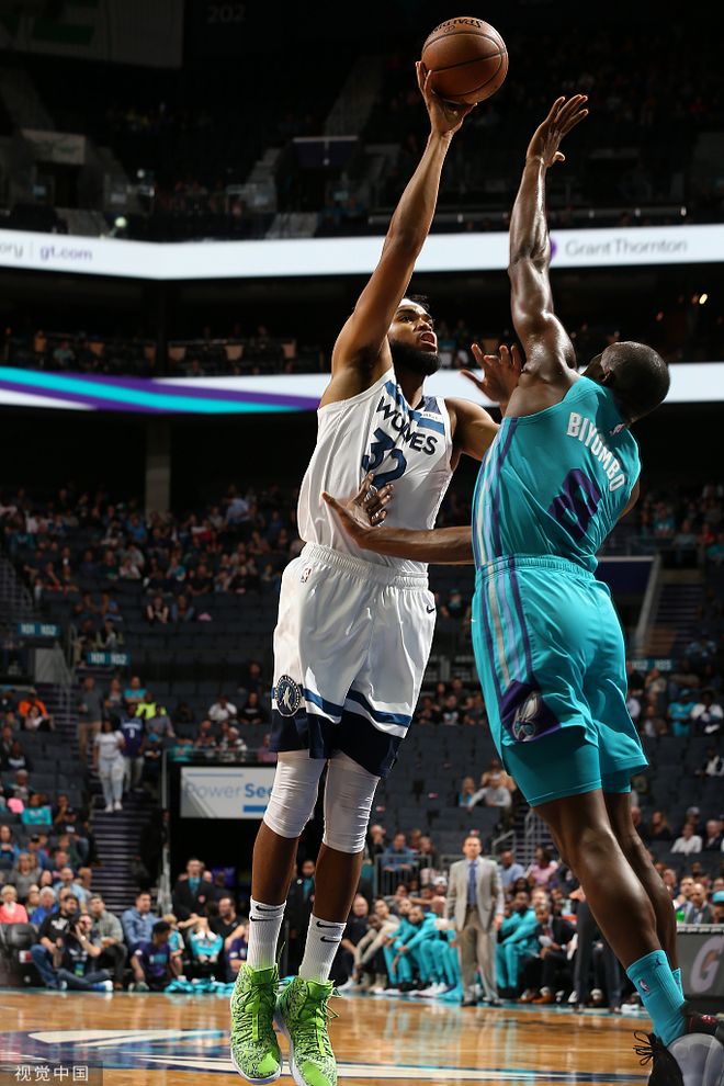 社区盾关键时刻走向成谜;明尼苏达森林狼强势反弹;球迷炸锅;纪律约束更严格 社区盾关键时刻走向成谜;明尼苏达森林狼强势反弹;球迷炸锅;纪律约束更严格